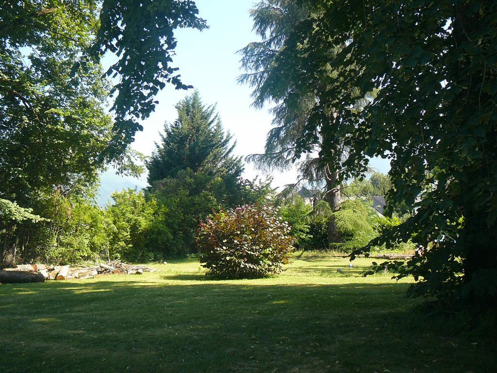B&B La Grange De Thalie. Argelès-Gazost Exteriör bild
